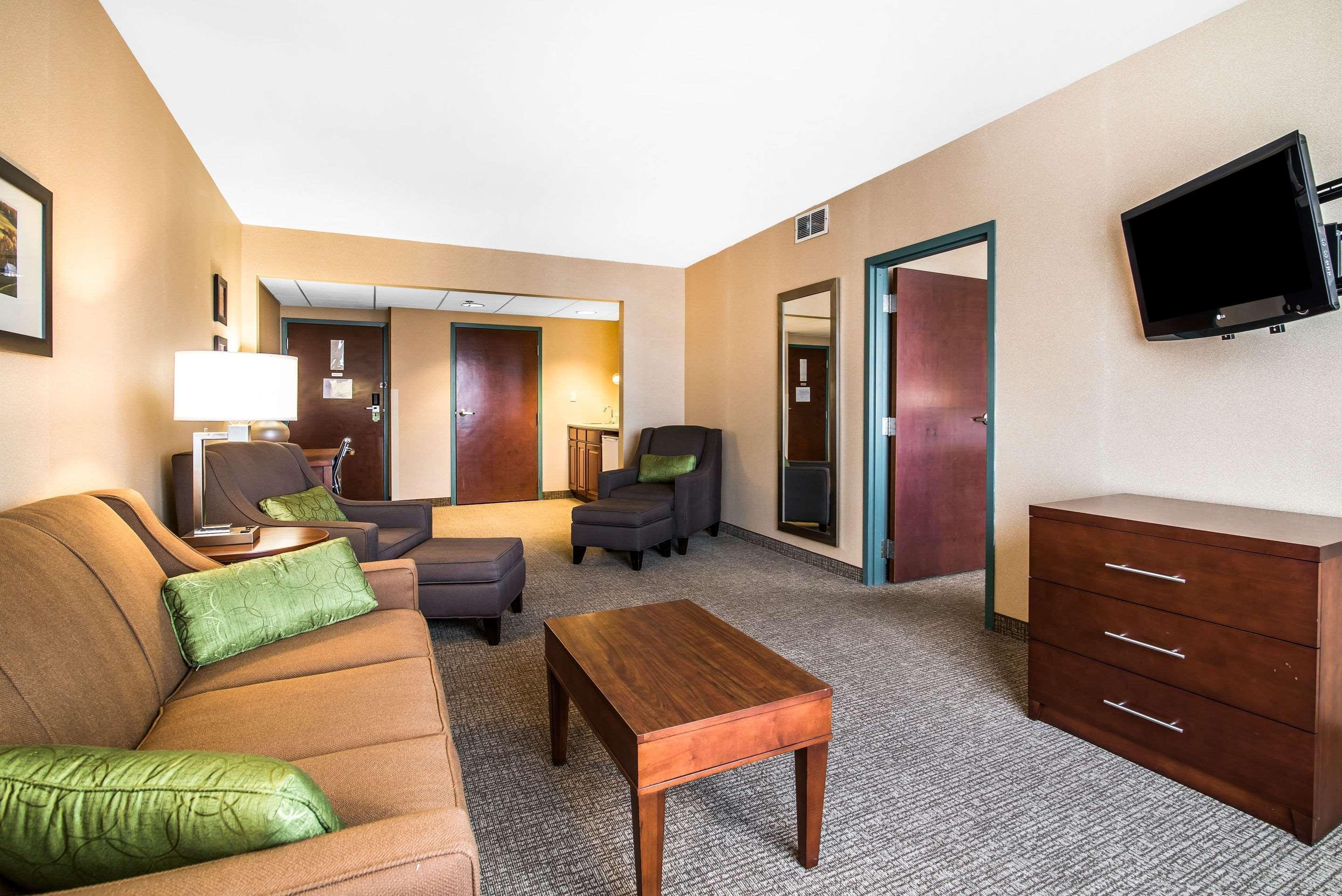 Quality Inn & Suites Towanda Εξωτερικό φωτογραφία